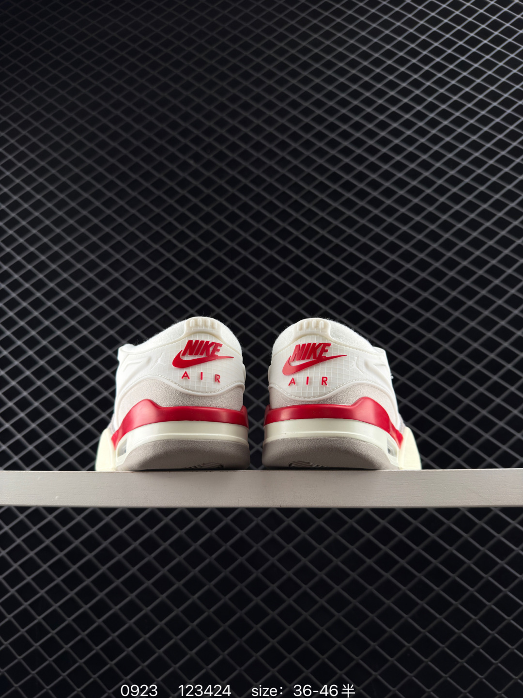 Air Jordan 4 Retro Flight Court 